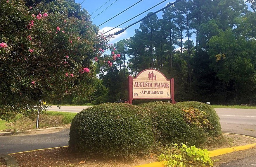 Augusta Manor Sign